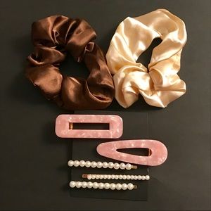 ✨NEW✨Hair Scrunchies and Hair Clips Pearls